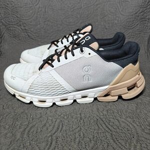ON Cloud Cloudflyer Glacier Rosebrown Running Walking Sneaker Lace Up Womens 8.5